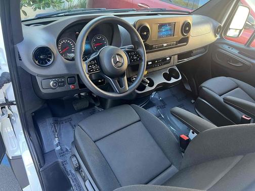 2023 Mercedes-Benz Sprinter 1500 Standard Roof 4-Cyl Gas