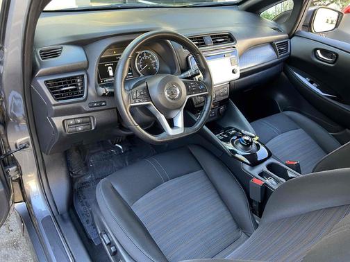 2018 Nissan Leaf SV