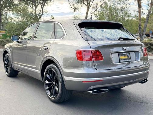 2018 Bentley Bentayga W12 Signature