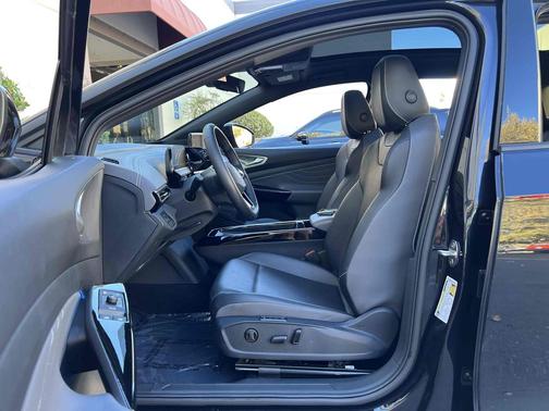 2023 Volkswagen ID.4 AWD Pro S