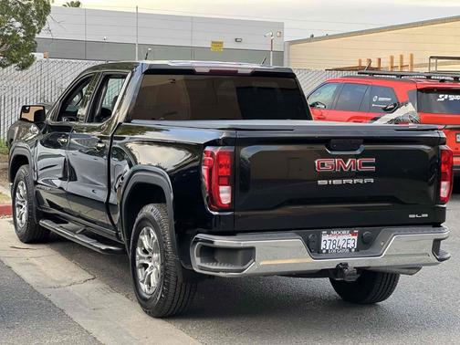 2020 GMC Sierra 1500 SLE