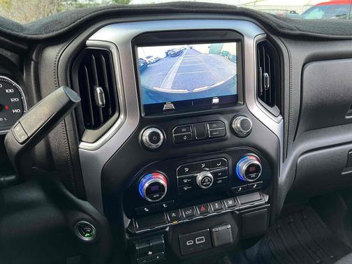 2020 GMC Sierra 1500 SLE