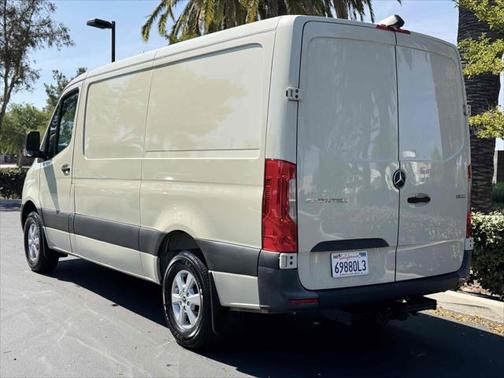 2022 Mercedes-Benz Sprinter 1500 Standard Roof I4