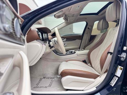 Lunar Blue Metallic 2017 Mercedes-Benz E-Class E 300