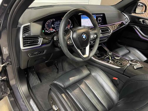 Arctic Gray Metallic 2020 BMW X5 sDrive40i