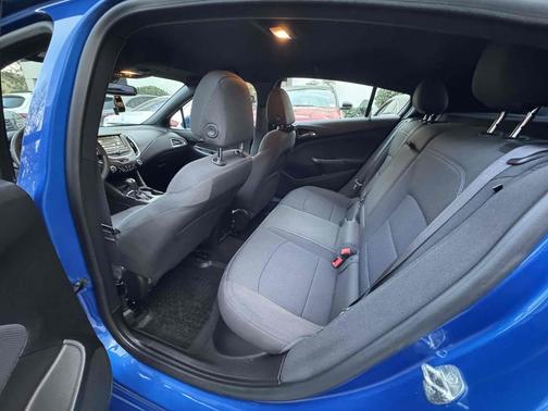 2017 Chevrolet Cruze RS