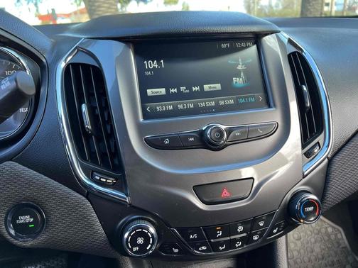 2017 Chevrolet Cruze RS