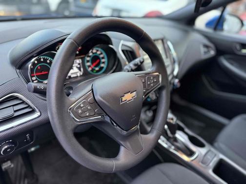 2017 Chevrolet Cruze RS