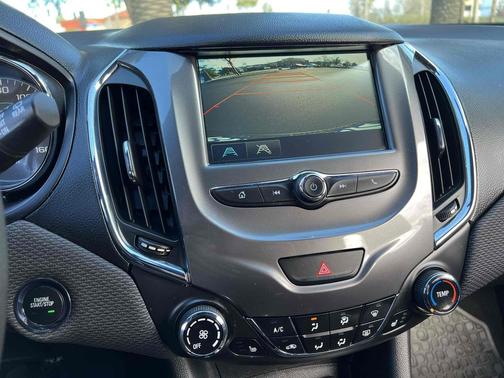 2017 Chevrolet Cruze RS