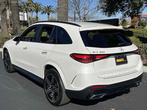 2023 Mercedes-Benz GLC 300 Base
