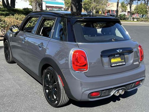 Thunder Grey Metallic 2018 MINI Hardtop Cooper S