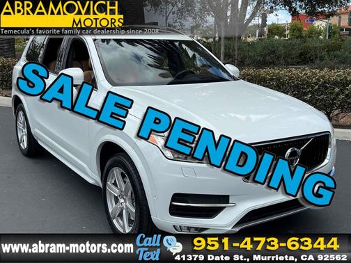 Ice White 2018 Volvo XC90 T6 Momentum