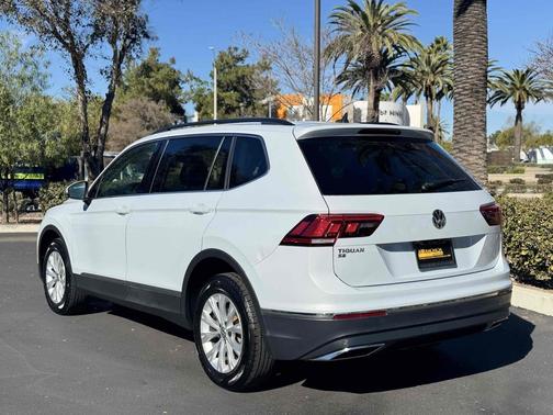 2018 Volkswagen Tiguan 2.0T SE
