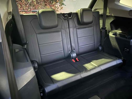 2018 Volkswagen Tiguan 2.0T SE