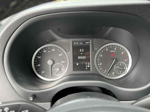 2022 Mercedes-Benz Metris Base