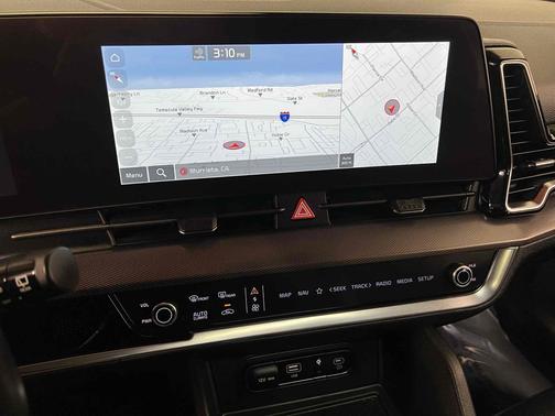 Glacial White Pearl 2023 Kia Sportage SX-Prestige
