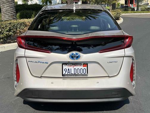 2021 Toyota Prius Prime Limited