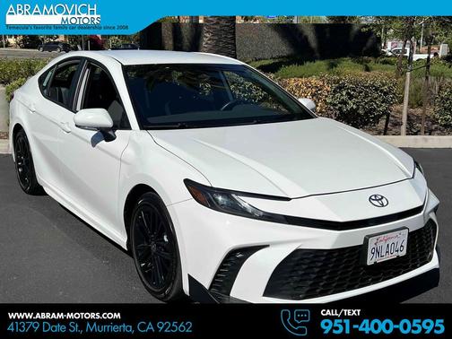 Ice Cap 2025 Toyota Camry LE