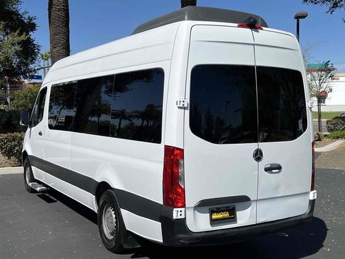 Arctic White 2019 Mercedes-Benz Sprinter 2500 High Roof