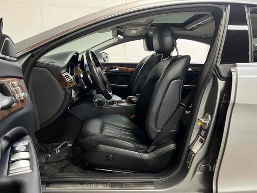 Palladium Silver Metallic 2015 Mercedes-Benz CLS-Class CLS 550