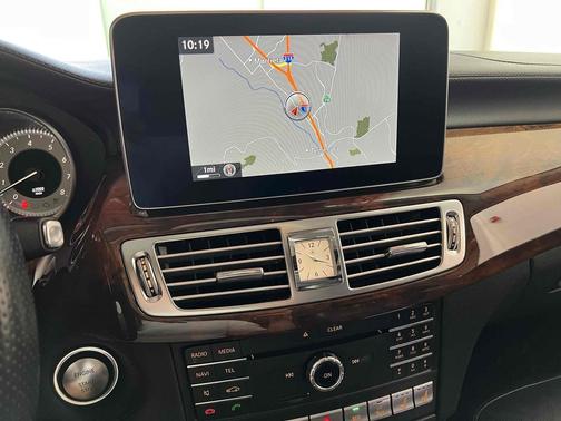 Palladium Silver Metallic 2015 Mercedes-Benz CLS-Class CLS 550