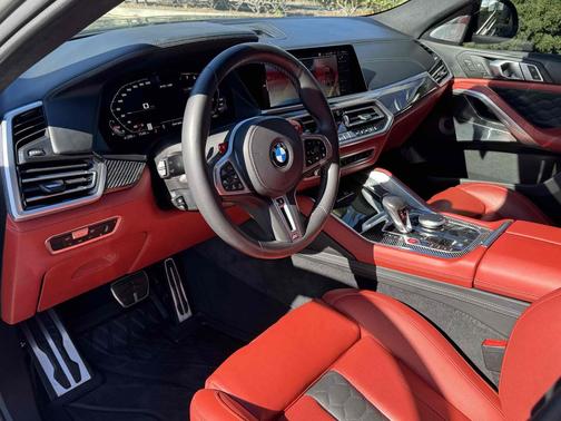 2023 BMW X6 M - DRIVING ASSISTANCE PROFESSIONAL PACKAGE