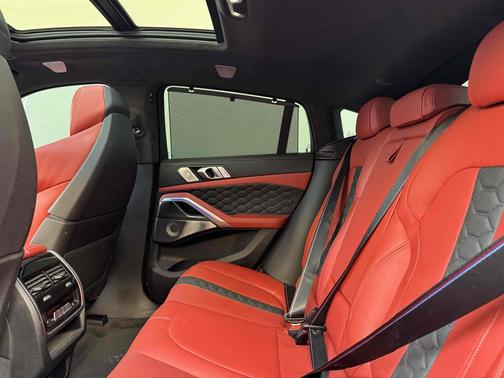 2023 BMW X6 M - DRIVING ASSISTANCE PROFESSIONAL PACKAGE