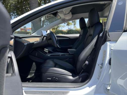 2022 Tesla Model 3 Standard Range