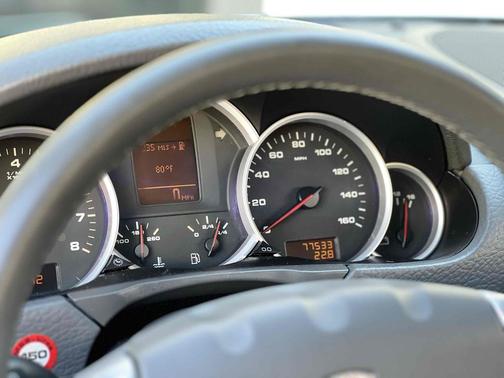2004 Porsche Cayenne S