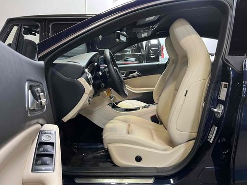 2017 Mercedes-Benz CLA 250 Base
