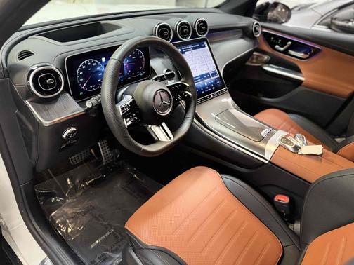 2024 Mercedes-Benz GLC 300 Base