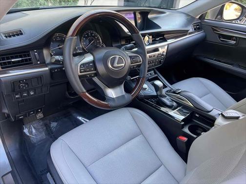 2018 Lexus ES 350 Base