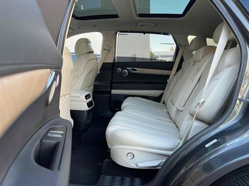 2022 Genesis GV80 2.5T