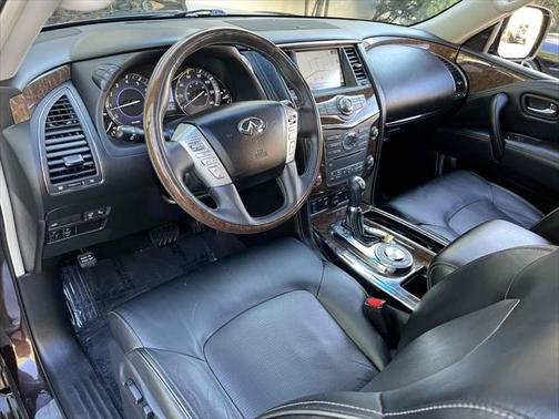 2016 INFINITI QX80 Base
