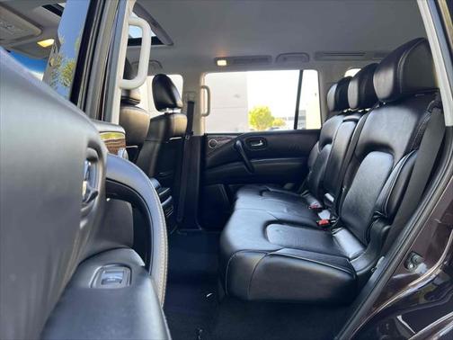 2016 INFINITI QX80 Base