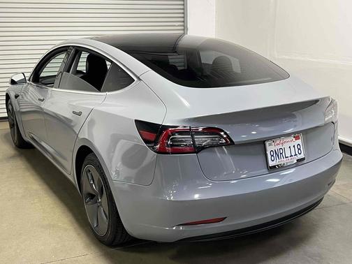 2020 Tesla Model 3 Standard Range Plus