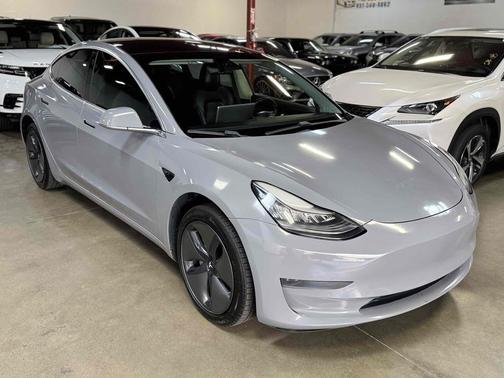 2020 Tesla Model 3 Standard Range Plus
