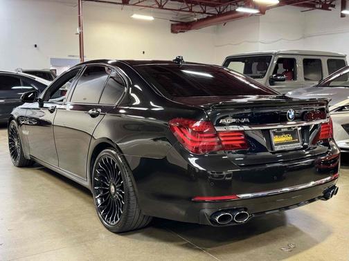 2013 BMW ALPINA B7 750i