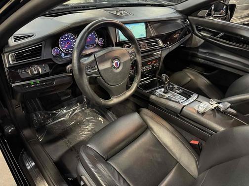 2013 BMW ALPINA B7 750i