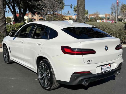 2019 BMW X4 xDrive30i