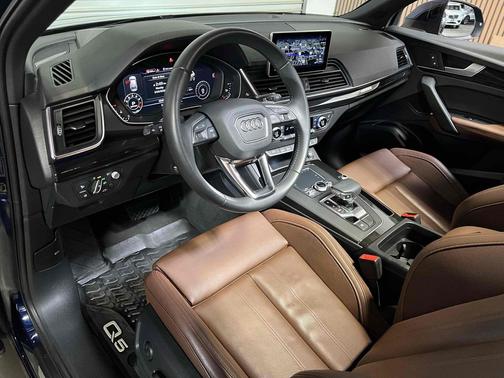 Navarra Blue Metallic 2019 Audi Q5 45 Premium