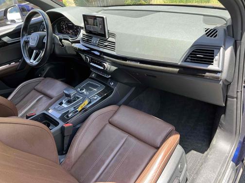 Navarra Blue Metallic 2019 Audi Q5 Prestige