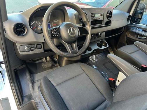 2021 Mercedes-Benz Sprinter 2500 Standard Roof