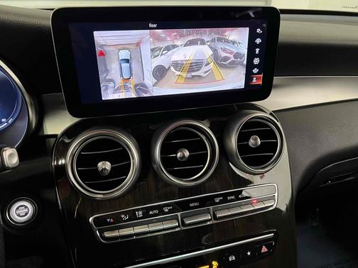 2021 Mercedes-Benz GLC 300 4MATIC