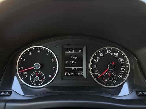 Pure White 2017 Volkswagen Tiguan 2.0T SEL