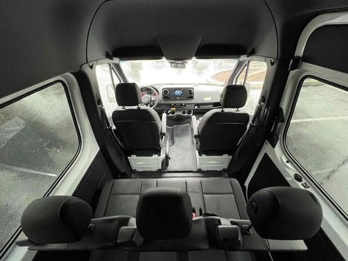 2024 Mercedes-Benz Sprinter 2500 