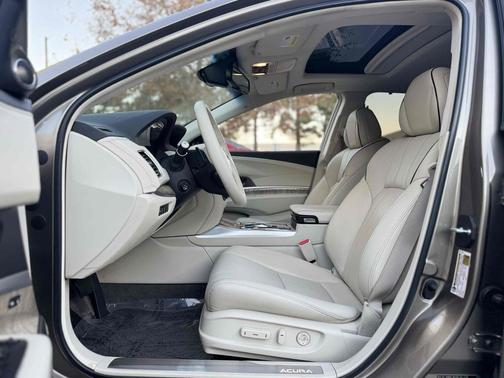 2019 Acura RLX Sport Hybrid Advance Package