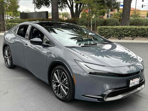 2024 Toyota Prius XLE
