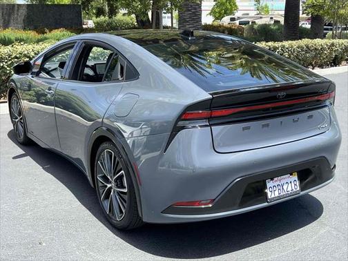 2024 Toyota Prius XLE