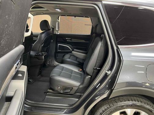 Gravity Grey 2022 Kia Telluride EX